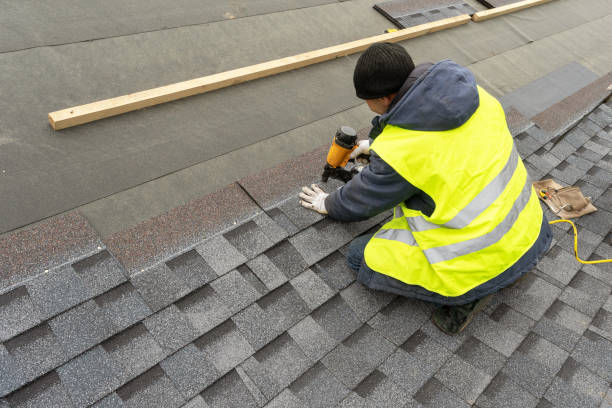 Best Residential Roof Replacement  in Coralville, IA