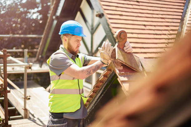 Best Commercial Roofing Services  in Coralville, IA